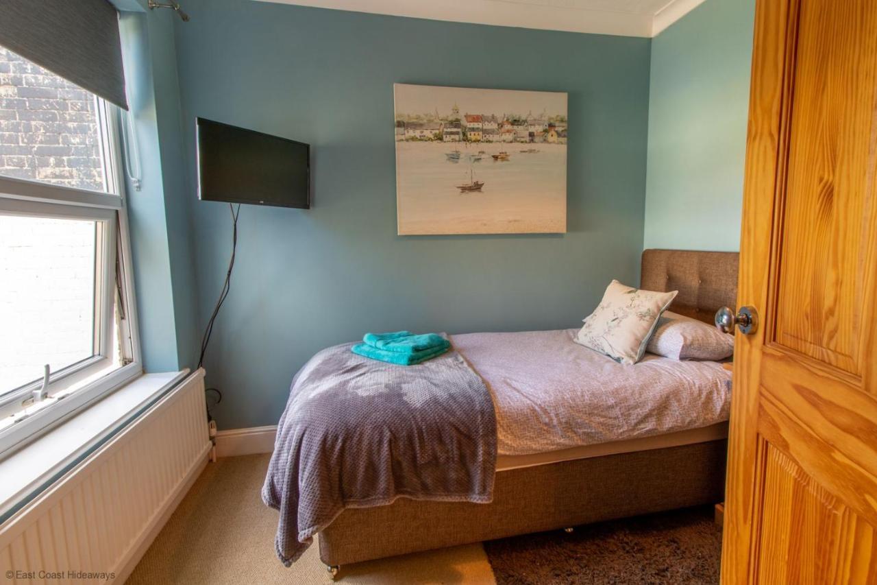 Modern Coastal Home Sleeping 5 - 2 Minute Walk To Pakefield Beach, Suffolk Exteriör bild