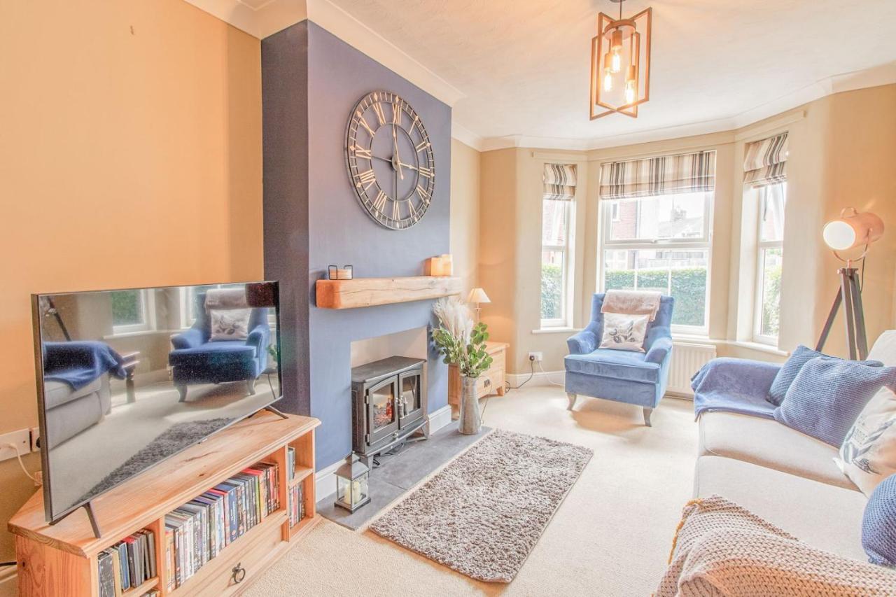 Modern Coastal Home Sleeping 5 - 2 Minute Walk To Pakefield Beach, Suffolk Exteriör bild